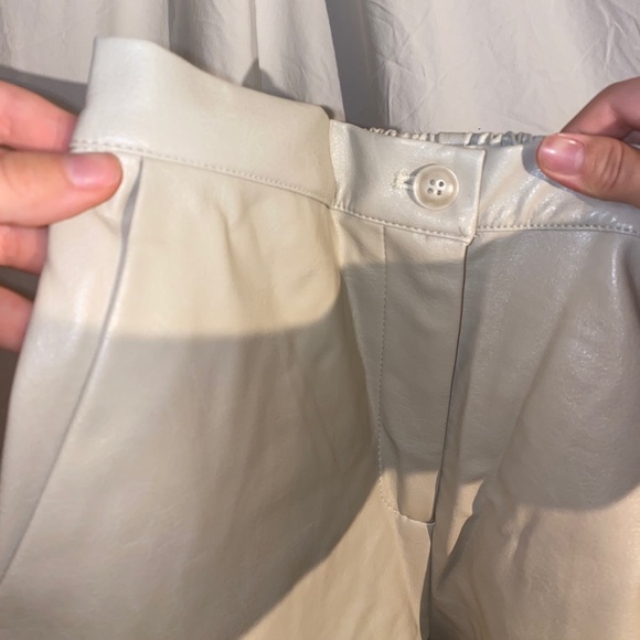 Beige Trousers Outlet Faux Leather pants - Picture 11 of 16